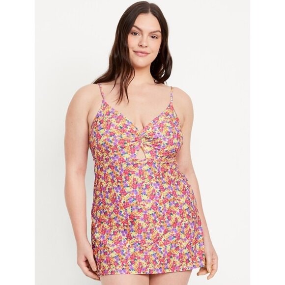 Old Navy Other - Old Navy Womens Floral Swimsuit Top Size 2X Long V Neck Slimming Twist Front